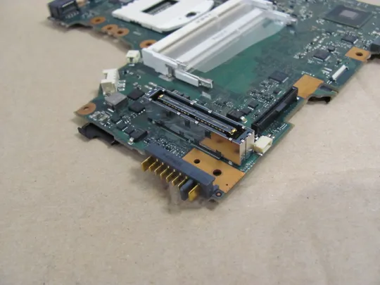 563-17 материнська плата CP667437-01 CP642130-Z3 для FUJITSU LIFEBOOK  E754  оригінал в Україні