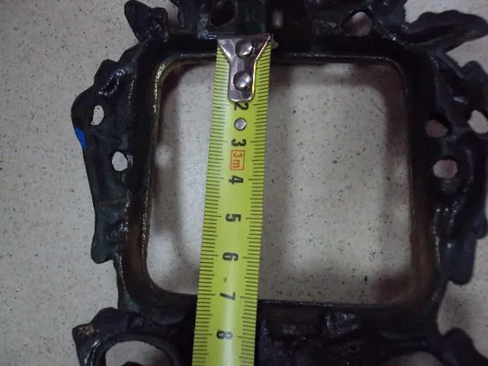 Корпус под часы настольные каминные бронза высота 22,5 см, посадочный под часы 7,3 х 7,5 см №11402 Характеристики