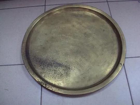 Поднос круглый под самовар латунь клеймо 8 Б.С. высота 2,5 см, диаметр 39,8 см №11487 Ціна
