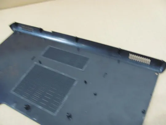 №366-10 сервісна кришка для DELL LATITUDE E6540 З аукціону