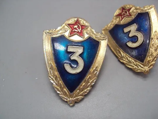 Купити знак классность 3 вс ссср винт гайка лот 2 шт №15218