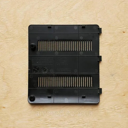 Купити Кришка ОЗП Samsung R525 / BA81-08518A для ноутбука оригінал з розборки