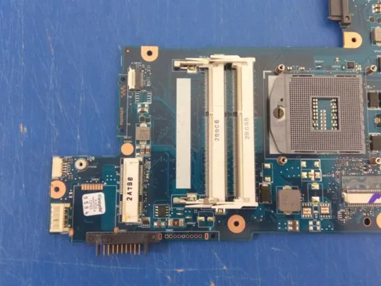 №313-1 материнська плата H000046240 для TOSHIBA L870 C870 оригінал Продаж