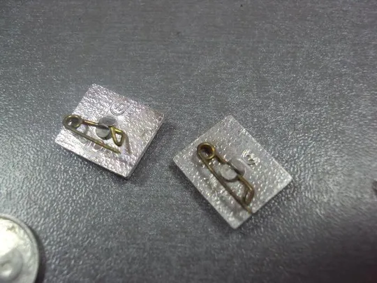 Купити знак ленин квадрат профиль лот 2 шт №13177