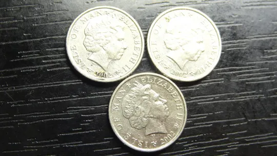 Купити 5 пенсів Мен 2002 (три різновиди) AA/AC/AE