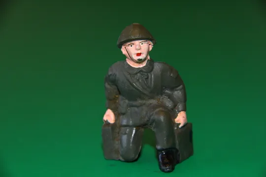 СОЛДАТ АРМІЇ ГДР НДР з цинками 70-75мм Ціна