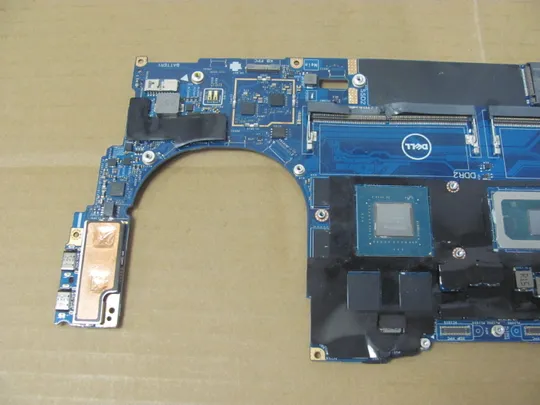 номер0910-12 материнська плата Mainboard,Материнка,Основна плата,Системна плата,Плата системи,Laptop motherboard,мамка,ноутбучна плата HD051 \ HDA51 LA-L402P  0YD3W1 SRLD1 i7-12700H для Dell XPS 15 9520  оригінал Де купити