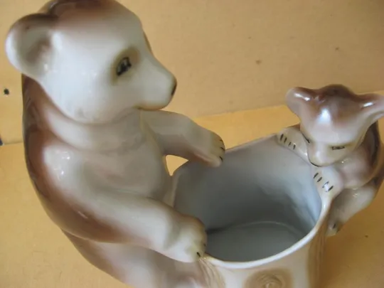 ВЕДВЕДІ -  олівцівниця = МЕДВЕДИ  - карандашница  = СРСР Продаж