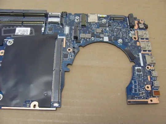 номер0966-2 материнська плата Mainboard Материнка Основна плата Системна плата Плата системи Laptop motherboard мамка  ноутбучна плата APW50 LA-C381P 848221-001 SR2FU i7-6820HQ для HP Zbook 15 G3 G4 оригінал З аукціону