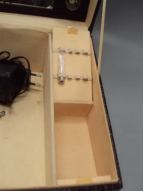 Косметичный чемодан с подсветкой Бьюти кейс органайзер для косметики и украшений 25,6х16,5х32 №18561 На торгах