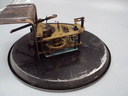 Настенные часы ОЧЗ механизм циферблат маятник и ключ для настенных часов лот №15689 в Україні