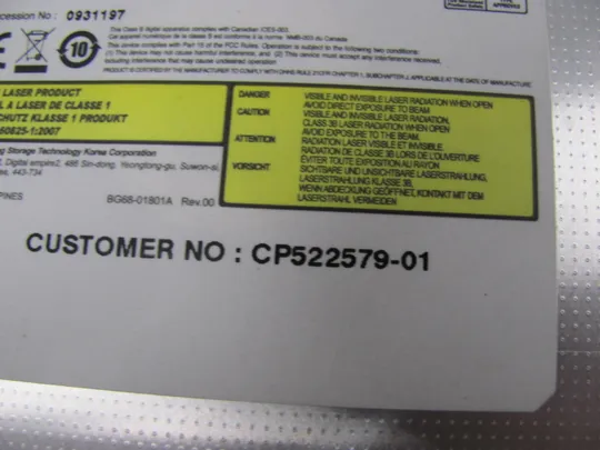 685-2 DVD-привод CP478029-01 CP522579-01 для Fujitsu LifeBook E780 Celsius H700 оригінал З аукціону