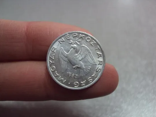 монета венгрия 10 филлеров 1983 сохран №8926 З аукціону