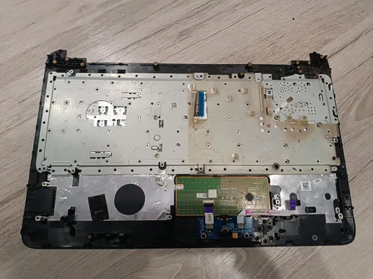 Купити Верхня частина корпуса (топкейс) з тачпадом та клавіатурою для ноутбука HP 250 255 G4