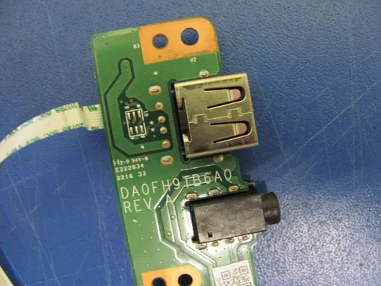 №18-11 плата AUDIO USB DA0FH9TB6A0 3LFH9PB0000 для FUJITSU LIFEBOOK A555 A557 оригінал Інтернет-аукціон