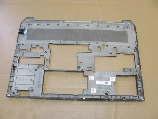 номер1022-12 Кришка дно піддон корпуса Нижний корпус для ноутбука Низ Корпус D 3FXW2TP003 для  HP ZBook 15 G5 G6 оригінал Де купити
