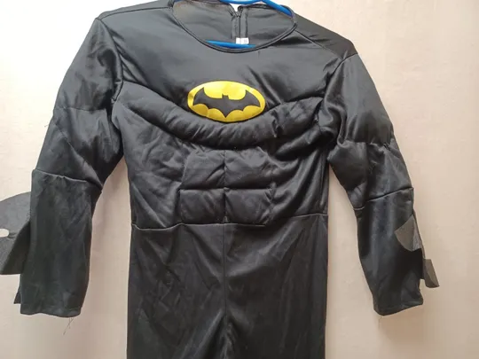 маскарадний костюм Бетмена (ящик 27) З аукціону