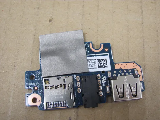 693-45 плата AUDIO USB SD card 0C1WNM  для DELL Inspiron 14 7400 оригінал Ціна