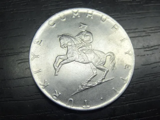 Купити 5 лір Туреччина 1977