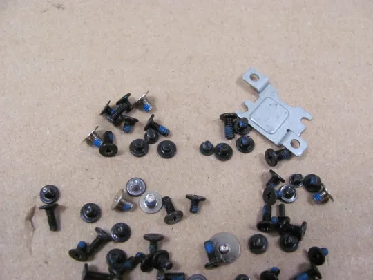 Купити 645-8 комплектуюче гвинти  для DELL  LATITUDE E5570   оригінал