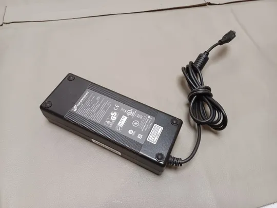 0642 адаптер живлення  FSP120-AFB 48V 2.5A  НІМЕЧЧИНА Ціна