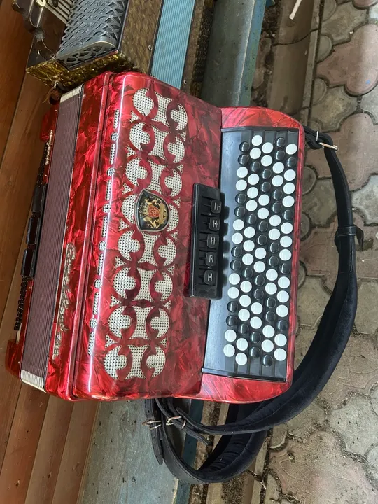 Купити Акардеон