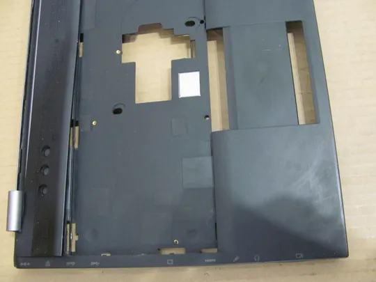 номер0326-19 Кришка панель палмрест та тачпад BA75-02947A для SAMSUNG NP600 NP600B5B4 оригінал З аукціону