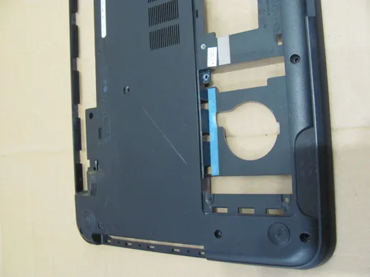 432-1 Кришка дно піддон корпуса 043JVF  для  Dell Inspiron 15 3000  3521 2521 3537 оригінал З аукціону
