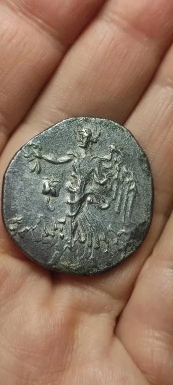 Купити Большая монета Древней Греции Тетрадрахма -Афина в шлеме, богиня победы Ника, 2 век н.э mf523