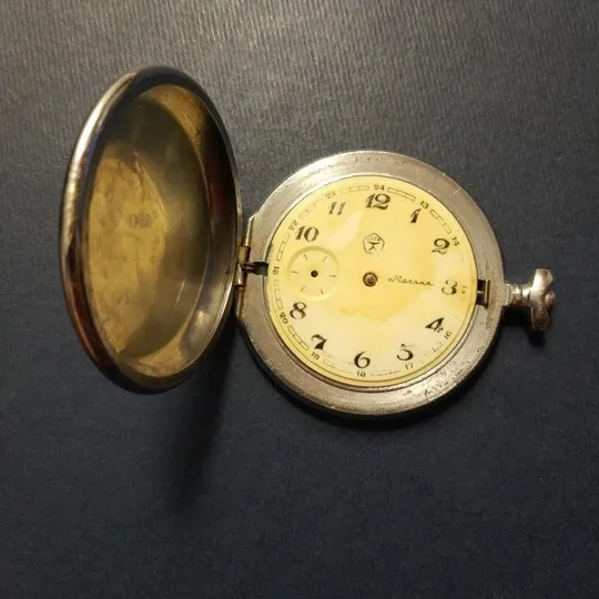 Купити Часы карманные Молния СССР (Глухарь)   Не идут