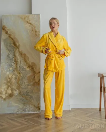 фото, Жіноча піжама велюр Eva на запах жовтого кольору