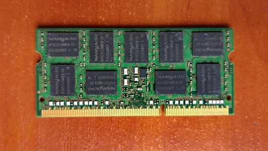 Купити 8Gb Kingston 2Rx8 PC3-12800E-11-13-D1 планка памяти SO-DIMM AM8D3L16SE11D8NE1