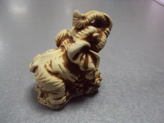 Фигура пластик миниатюра слон слоник слоненок №10187а Продаж