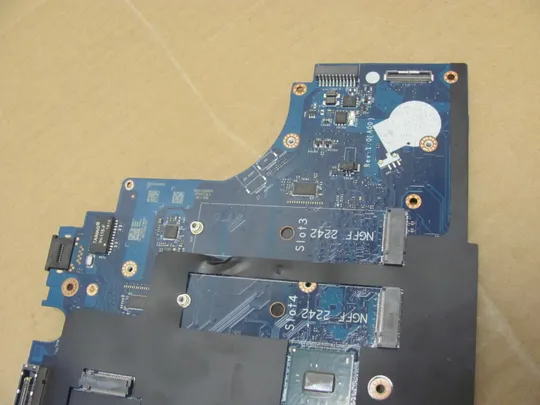 номер1000-7 материнська плата Mainboard Материнка Основна плата Системна плата Плата системи Laptop motherboard мамка ноутбучна плата CAP10 LA-E321P i7-7820HQ SR32N для Dell Precision 7710 7720 оригінал Характеристики