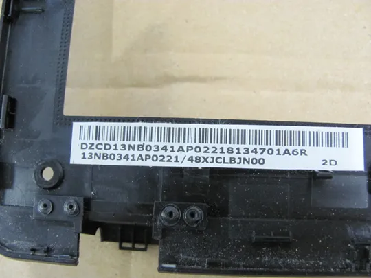 586-3 рамка матриці 13NB0341AP0221 48XJCLBJN00  для ASUS F551 F551C X551 D500 оригінал Де купити