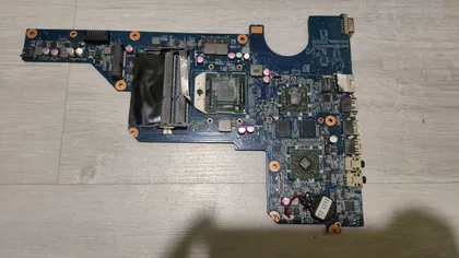 фото, материнська плата робоча Hp g7-1000 G6-1000 da0r23mb6d1 rev:d