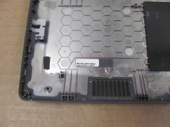 номер0881-28 Кришка дно піддон корпуса 5CB0R33568 460.0DB21.0021  для Lenovo V130-15 V130-15IKB  оригінал Інтернет-аукціон