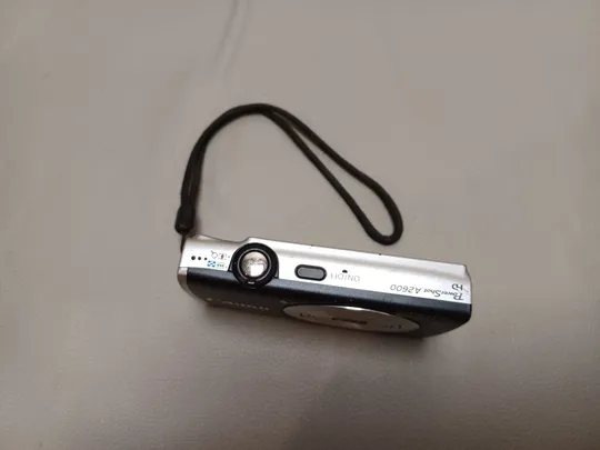 Купити 1085... цифрова камера  Canon PowerShot A2600 НІМЕЧЧИНА