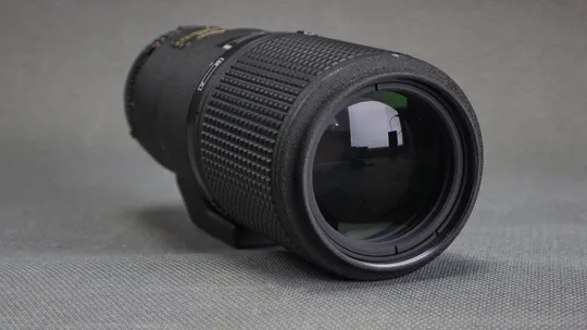 Об&#039;єктив Nikon ED AF Micro Nikkor 200mm 1:4 D Macro Lens Ф62mm для макросъемки 1:1 на полный кадр 24*36 mm Вживане З аукціону