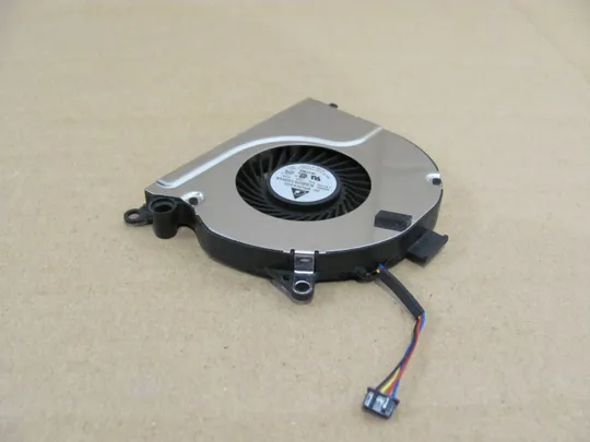 номер0170-21 Вентилятор (кулер, FAN) 095V9H DC28000AGDL  для   Dell Latitude E6230   оригінал Де купити