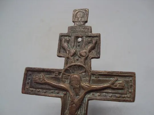 Крест распятие пластика бронза размер 15,9 х 9,1 см (№804) №13895 Де купити