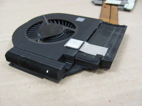 номер0995-1 система охолодження Кулер Охолоджувальний блок Охолоджувальна система cooling system 0D1HY2 AT2KA005ZCL AT26KA005ZAL dap20 NV-192  для  Dell Precision 17 7730 M7730 оригінал Інтернет-аукціон