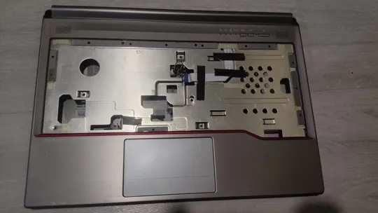 верх і корито Fujitsu E734 Ціна