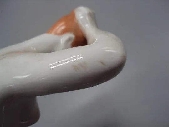 Фигура фарфор статуэтка Киев обнаженная девушка моет голову ню утро пляжница прическа 19,1 см №14450 Характеристики