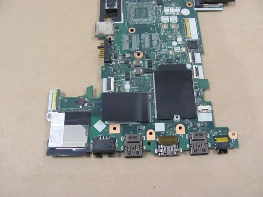 624-10 материнська плата РОБОЧА CT470 NM-A931 SR2F0  i5-6300U для Lenovo ThinkPad  T470 оригінал Де купити