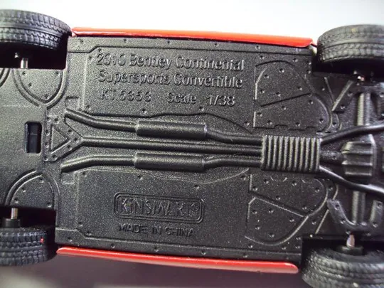 машинка kinsmart bentley continental 2010 supersports convertible 1:38 Китай длина 12,8 см №9477 Недорого
