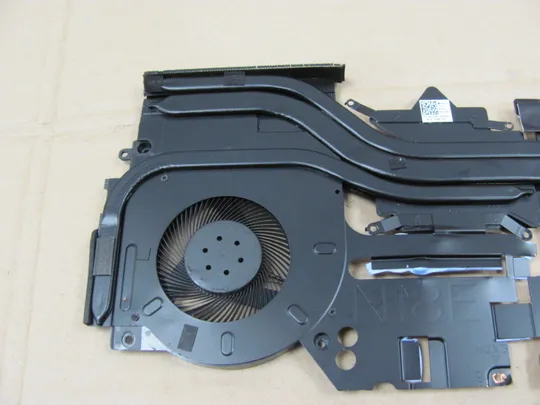 382-27 система охолодження AT2VR001FA0 0H0YNP для Dell Alienware M15 R3 R4 оригінал Інтернет-аукціон