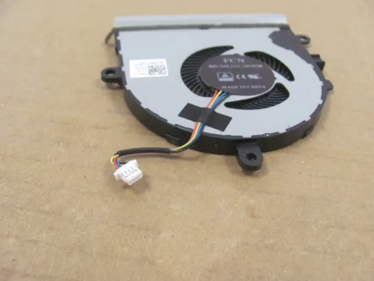 875-24 Вентилятор (кулер, FAN) 07MCD0 для  DELL Inspiron 15 5570 5575 Vostro 3583 Оригінал Продаж