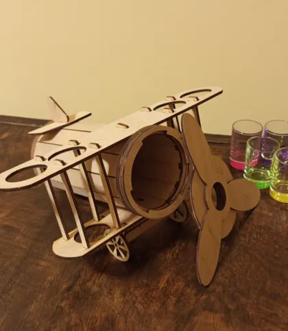 фото, Оригінальне пакування для алкогольних напоїв. самольот, кукурузник