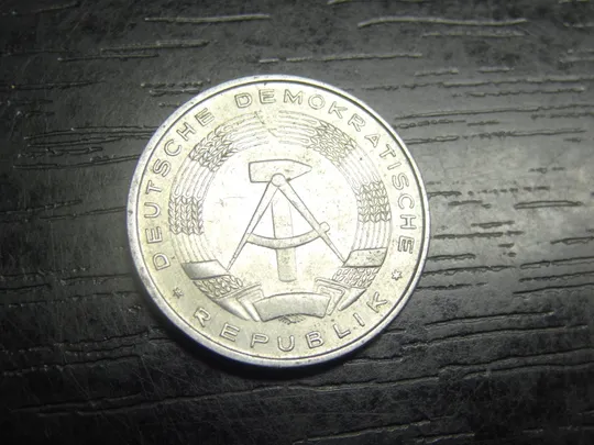 Купити 10 пфенігів 1982 НДР